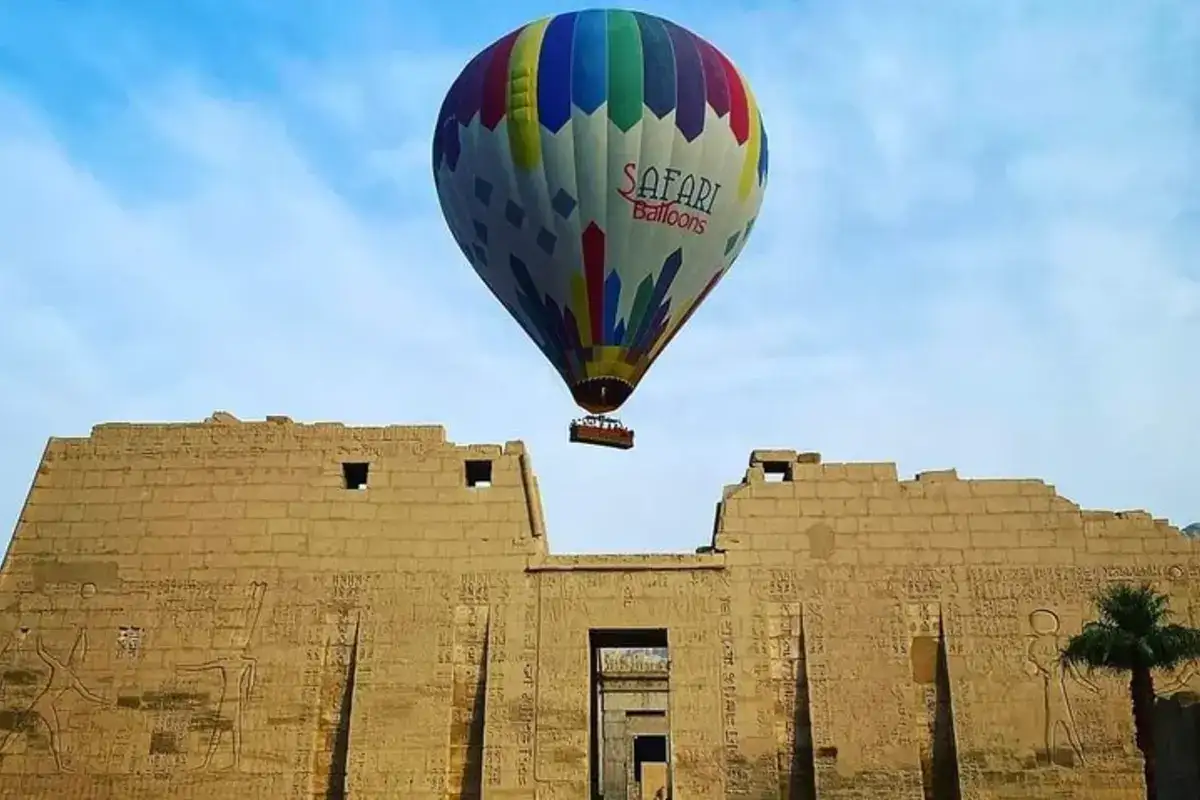 Vol en montgolfière à Louxor