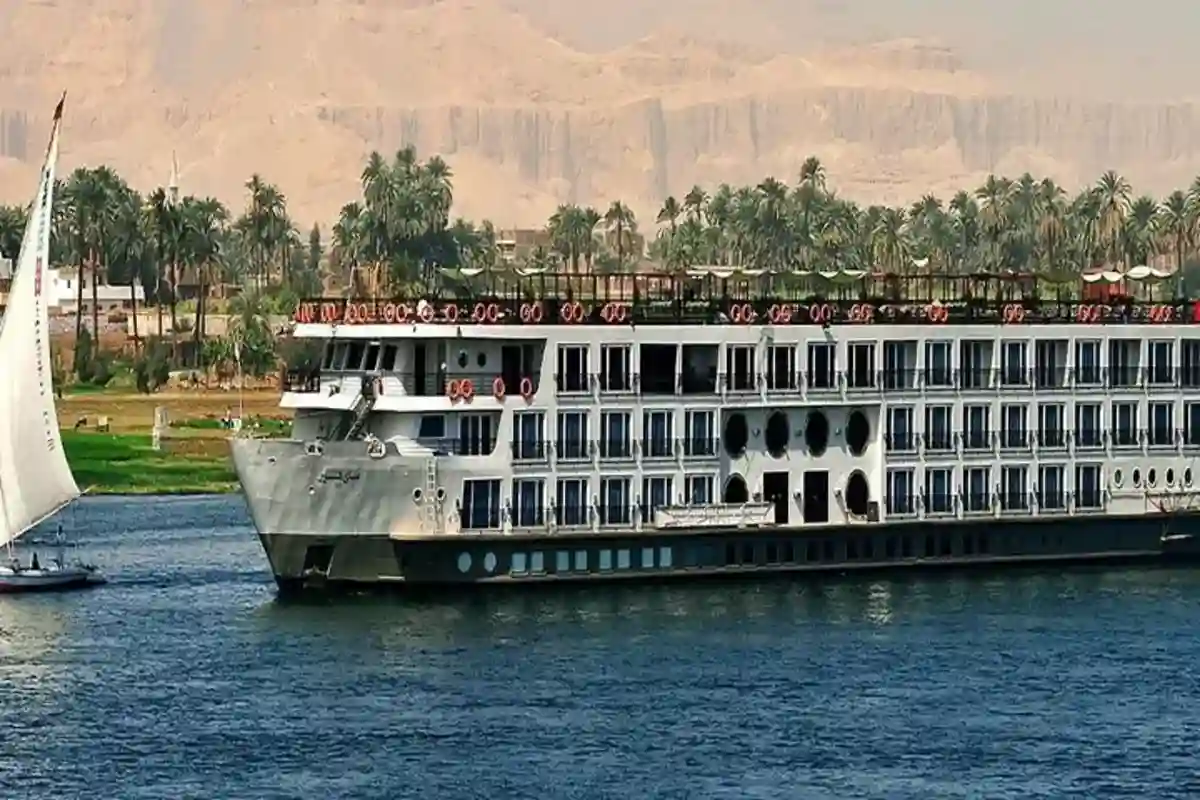 Croisière de luxe sur le Nil d'Assouan à Louxor (4 jours) | Croisière 5 étoiles