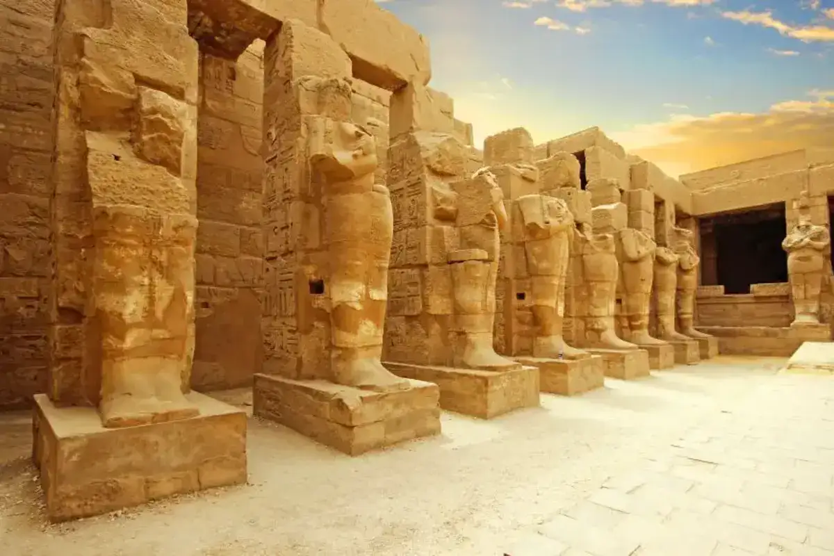 Au départ du Caire : excursion privée d’une journée à Louxor avec guide et vols inclus