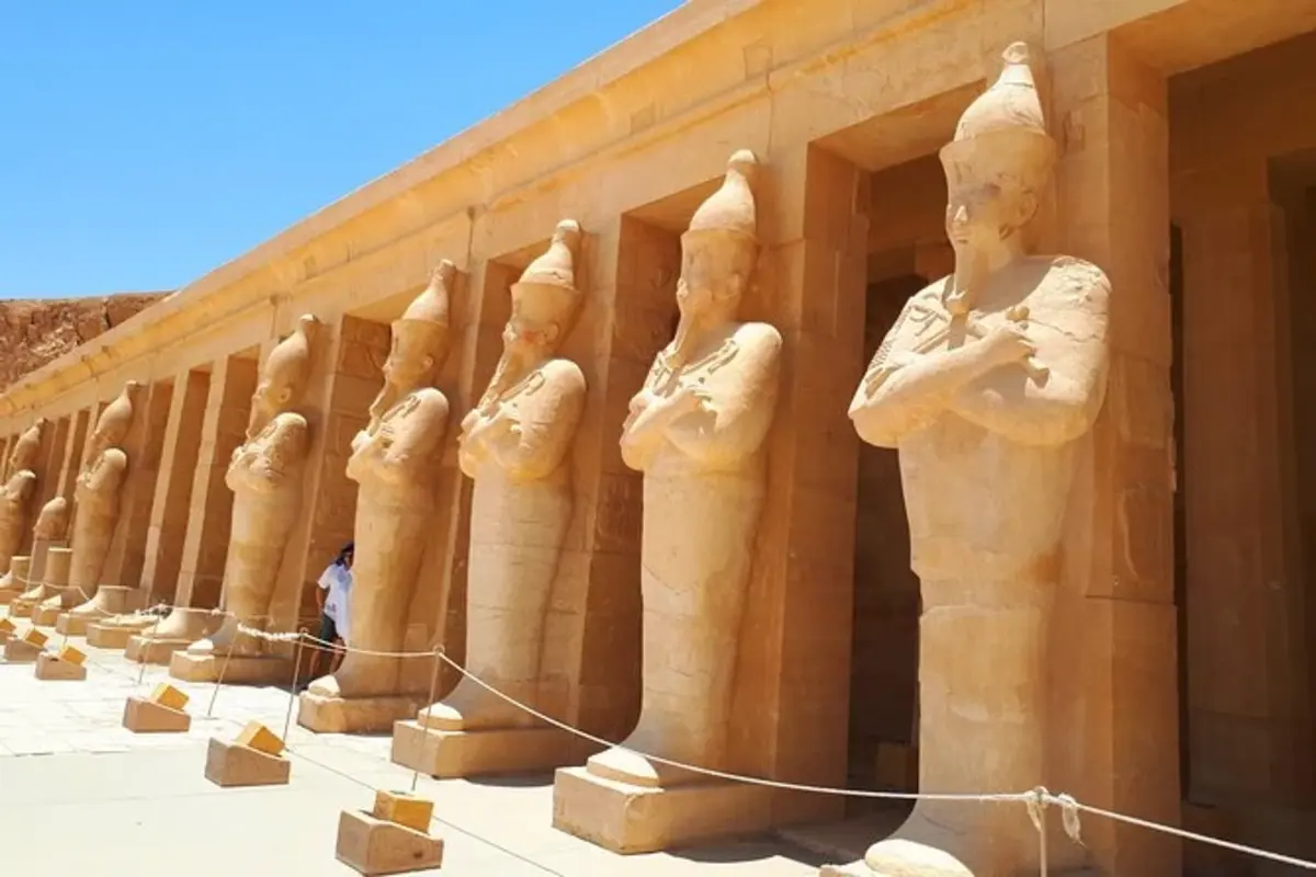 From Hurghada: Luxor Day Trip With Bus