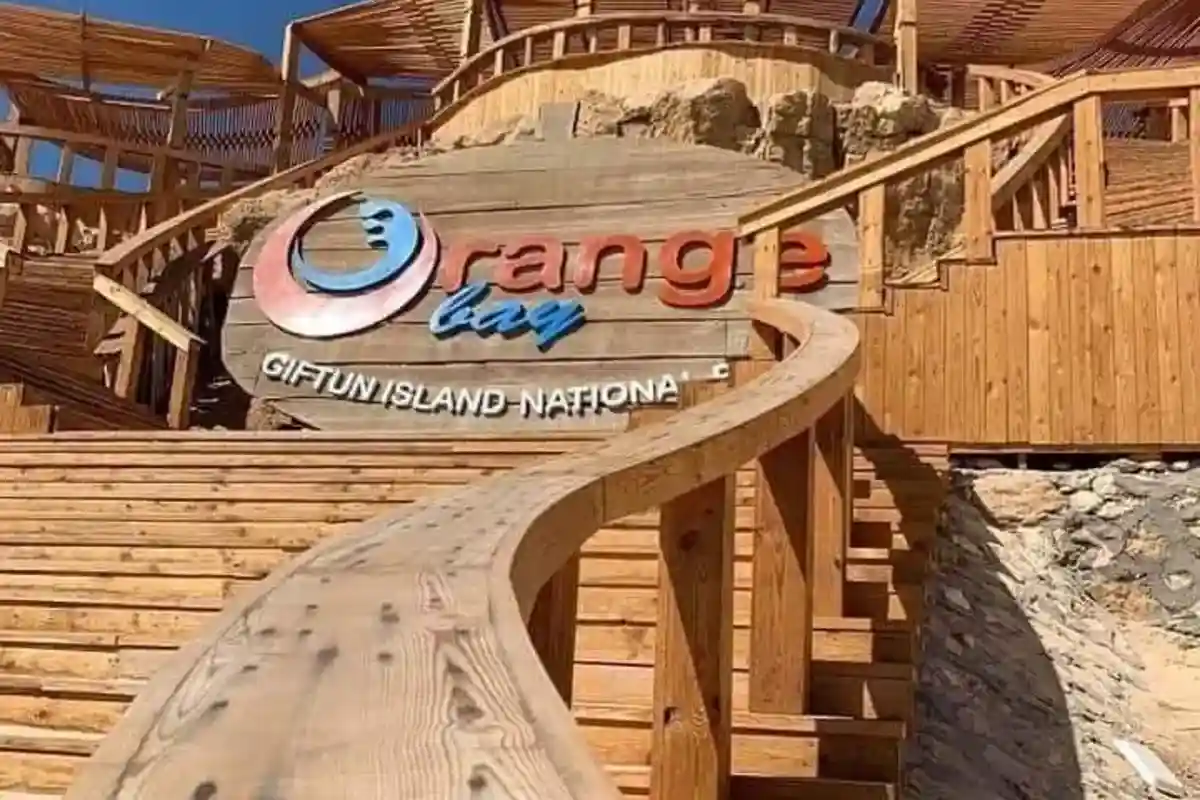 Ausflug zur Insel Orange Bay und zum Schnorcheln