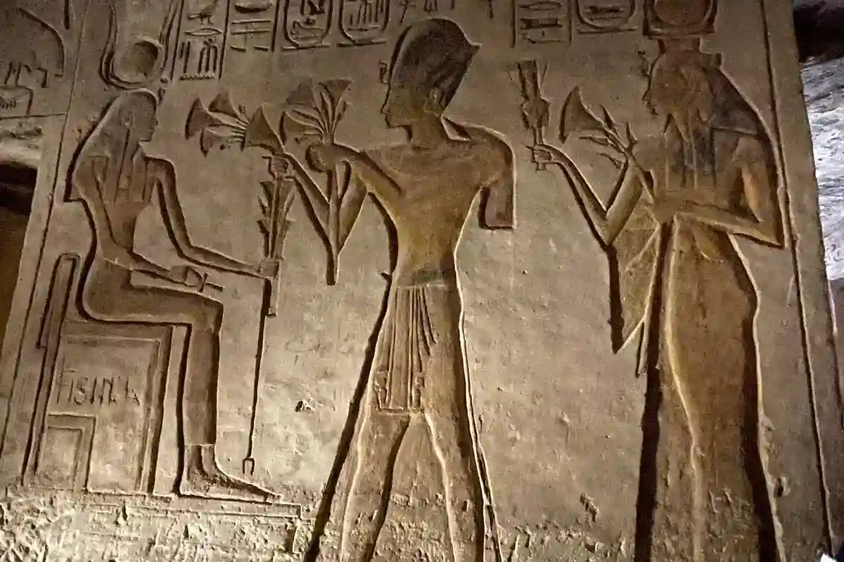 Excursion à Abou Simbel au départ d'Assouan en petit groupe