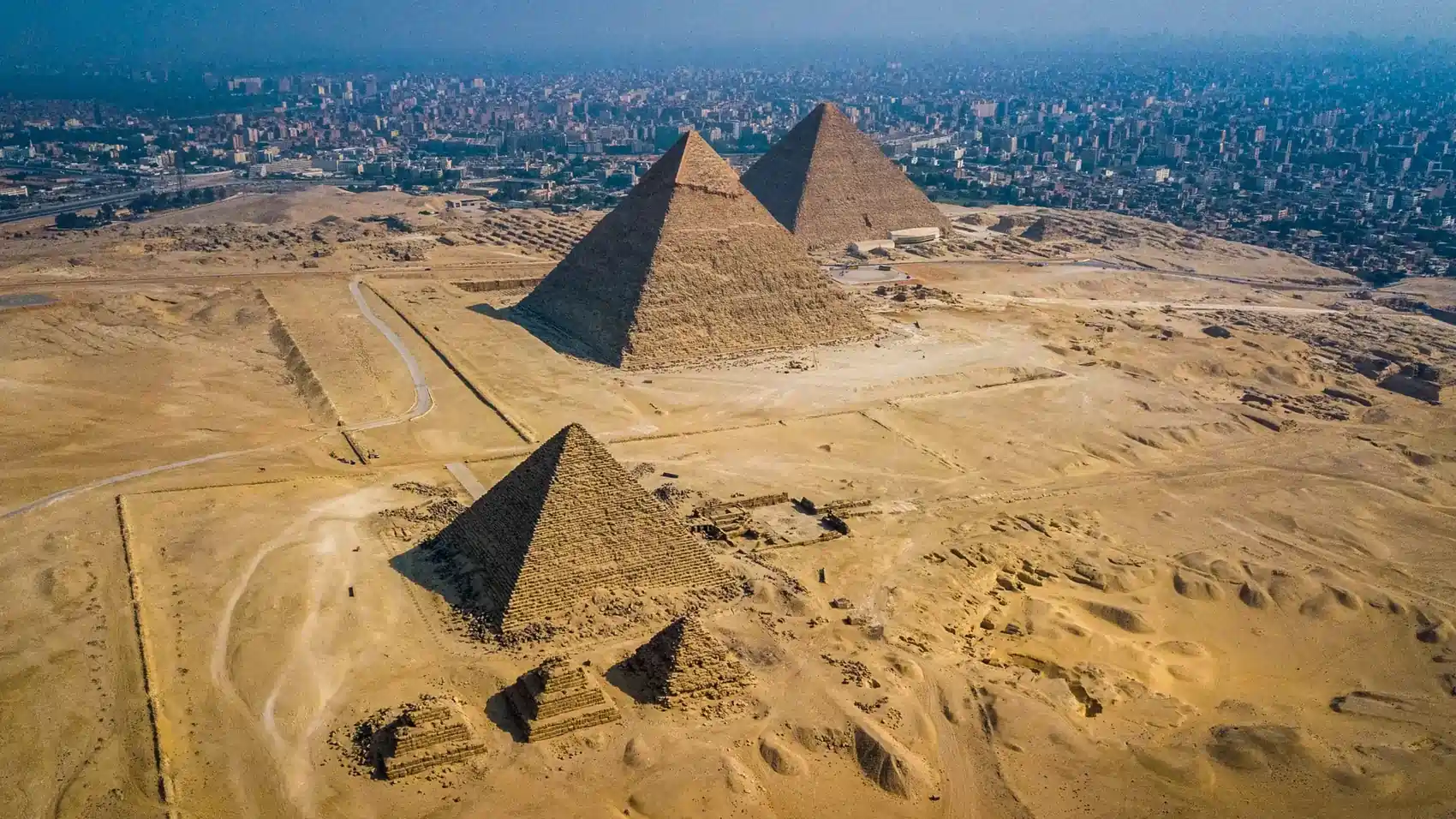 Handcrafted tours, insider local knowledge, and meticulous planning come together to let you experience Egypt effortlessly