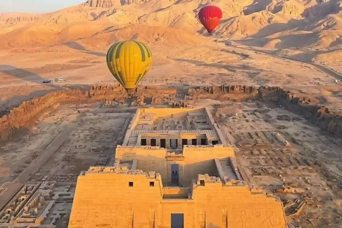 Excursion de deux jours à Louxor au départ d'El Gouna : Vallée des Rois, Karnak et vol en montgolfière en option