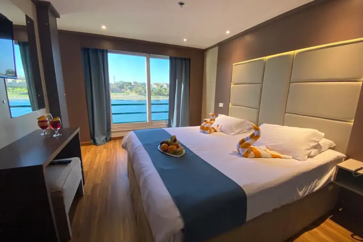 Croisière privée de luxe de 4 jours sur le Nil, d'Assouan à Louxor avec Abou Simbel | Expérience premium en Égypte