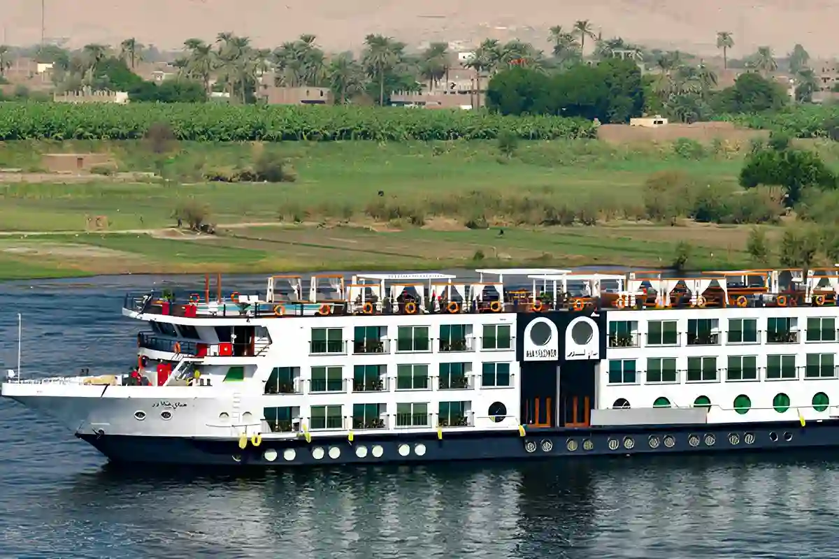 Private: 5-Days Luxury Nile Cruise Luxor To Aswan with sightseeing