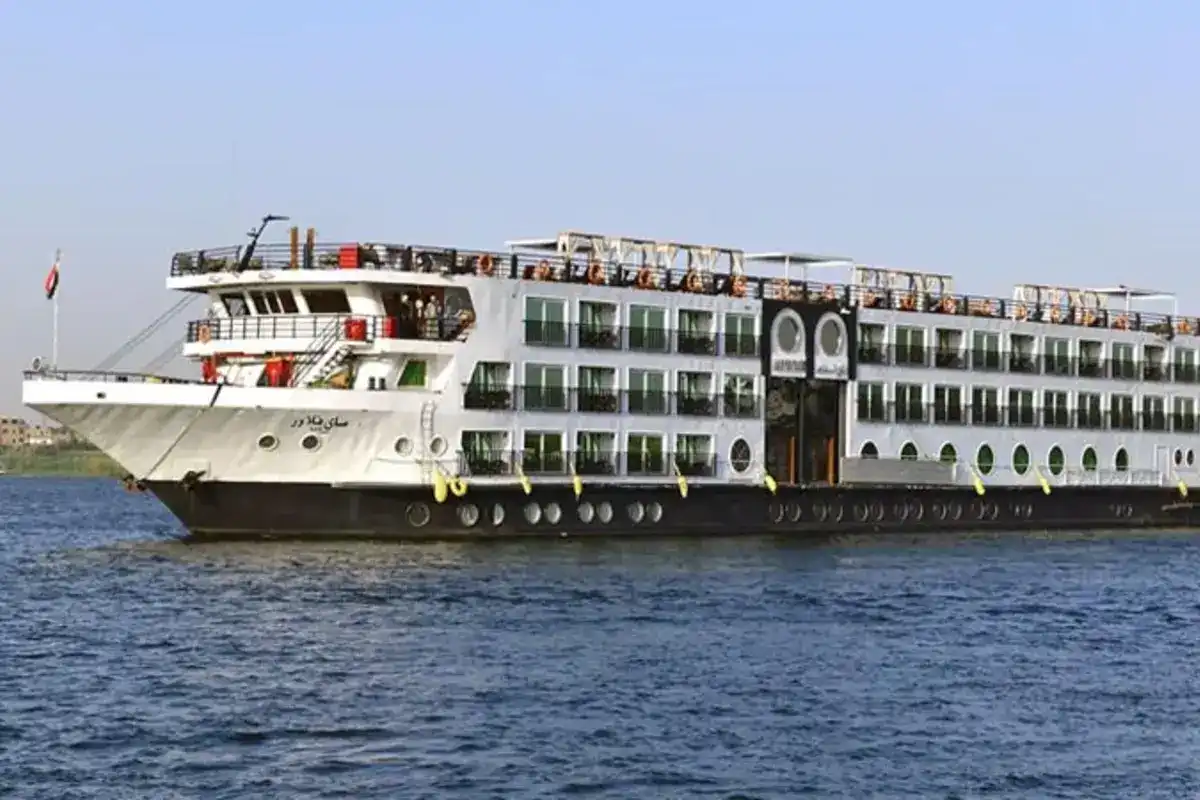Private: 5-Days Luxury Nile Cruise Luxor To Aswan with sightseeing