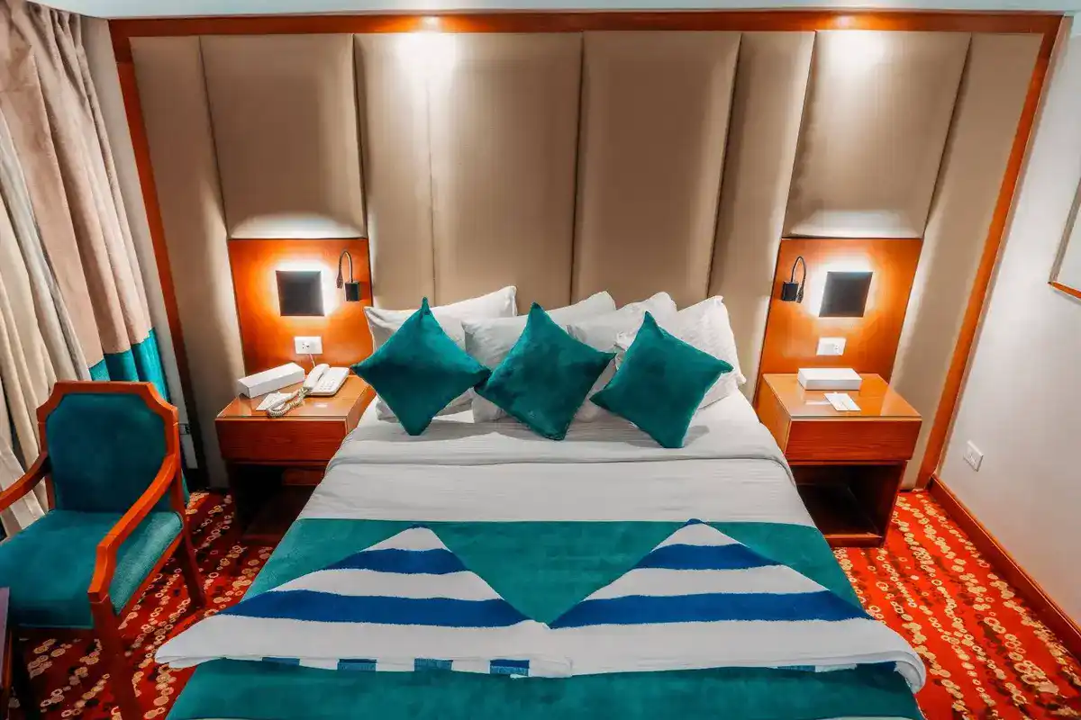 Luxor: 5 Days Nile Cruise with Abu Simbel