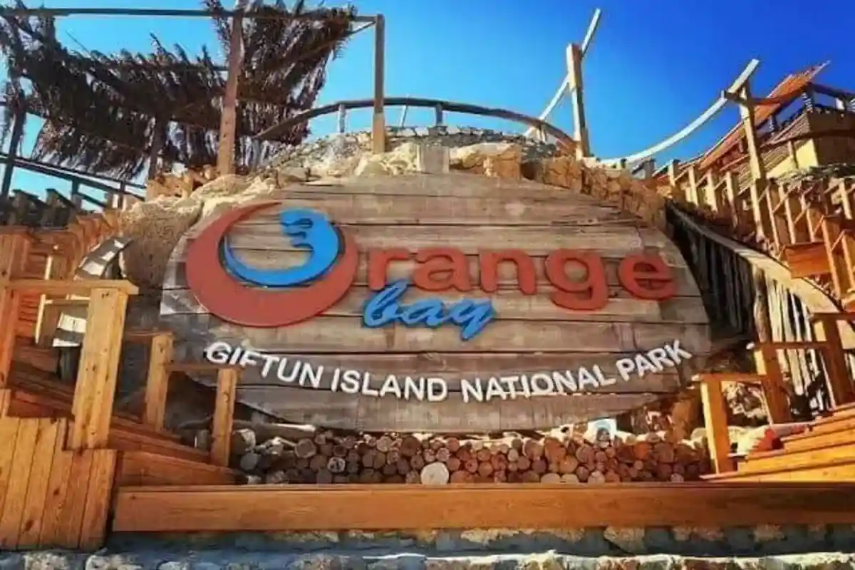 Ausflug zur Insel Orange Bay und zum Schnorcheln