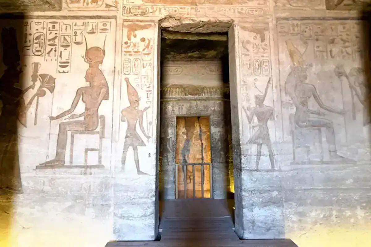 Excursion à Abou Simbel au départ d'Assouan en petit groupe