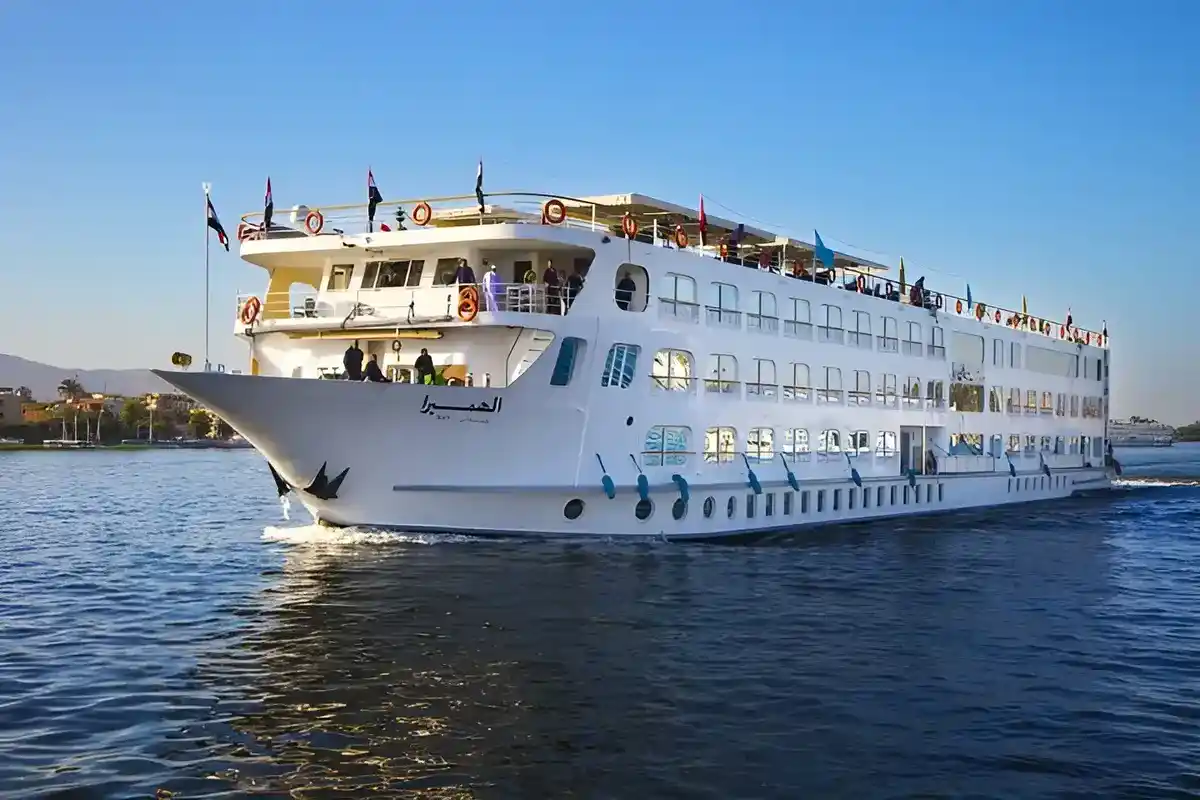 Croisière privée de 4 jours sur le Nil en hôtel 5 étoiles avec visites touristiques