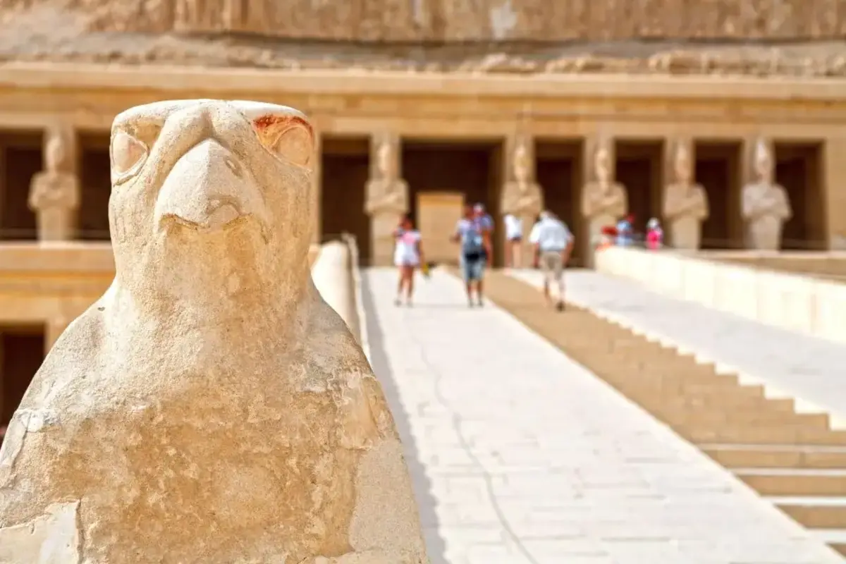 From Cairo: Private Luxor Day Tour with Guide and Flights